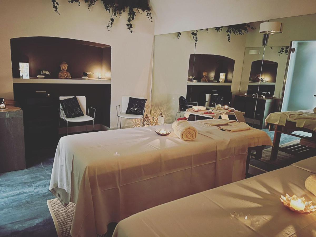 Trevi Palace Luxury Inn Рим Екстер'єр фото