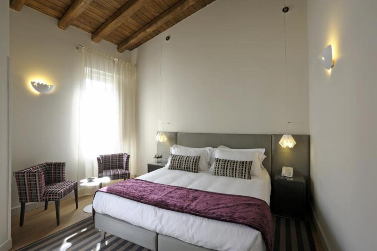 Trevi Palace Luxury Inn Рим Номер фото