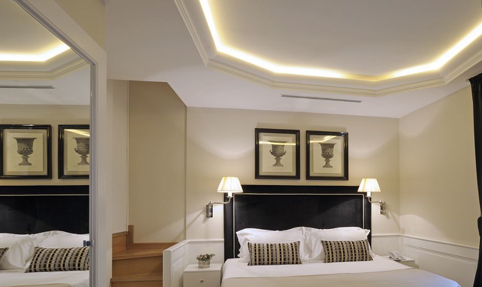 Trevi Palace Luxury Inn Рим Екстер'єр фото