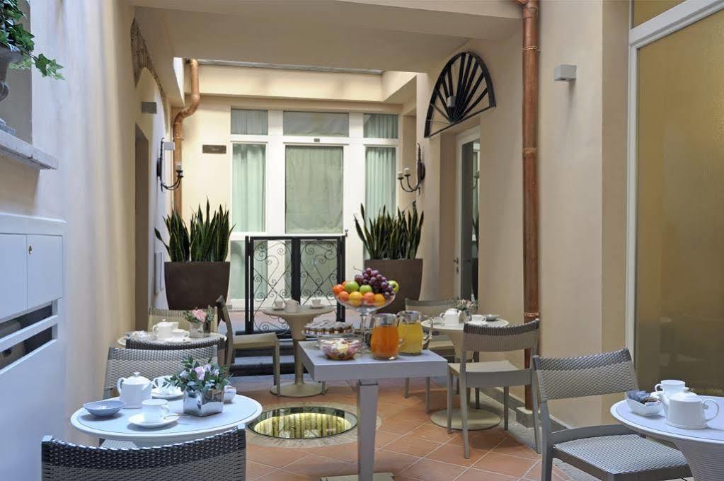 Trevi Palace Luxury Inn Рим Ресторан фото